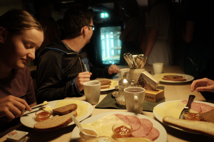 Stärkung auf der Hütte